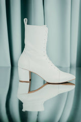 CLOUD WHITE BLOCK HEEL BOOTS