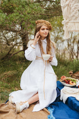 The tableware collection Riviera poetically channels the Golden City that lays noble at the bottom of the Sea and deep within our hearts