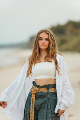Elegant handcrafted crochet raffia belt.