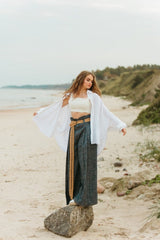 Elegant handcrafted crochet raffia belt.