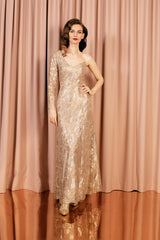 Luxurious shimmering off -the-shoulder golden ball gown