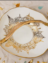 The tableware collection Riviera poetically channels the Golden City that lays noble at the bottom of the Sea and deep within our hearts.