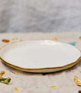 The tableware collection Riviera poetically channels the Golden City that lays noble at the bottom of the Sea and deep within our hearts.