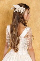 Magnificent ivory dress made of duchess silk.