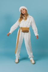 Relaxed fit, linen jumpsuit with two front pockets.