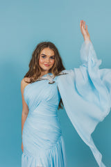 Exceptional one-shoulder mermaid gown made of crinkle silk taffeta.