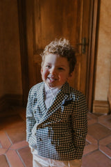 Filigree double-breasted, plaid Sunday garden jacket, with six coated buttons, two pockets, one breast pocket, buttoned cuffs and shoulder upholstery