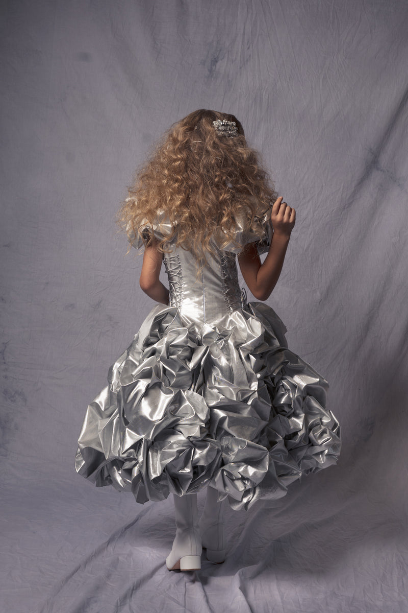 Luxurious princess gown for kids in silver – House of ARISTOCRAT Luxurious princess gown for kids in silver – House of ARISTOCRAT
