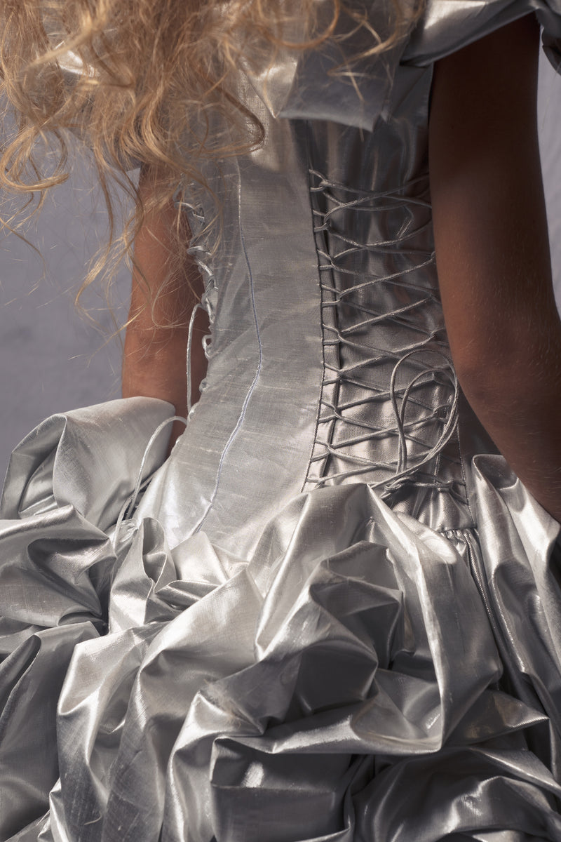 Luxurious princess gown for kids in silver – House of ARISTOCRAT Luxurious princess gown for kids in silver – House of ARISTOCRAT