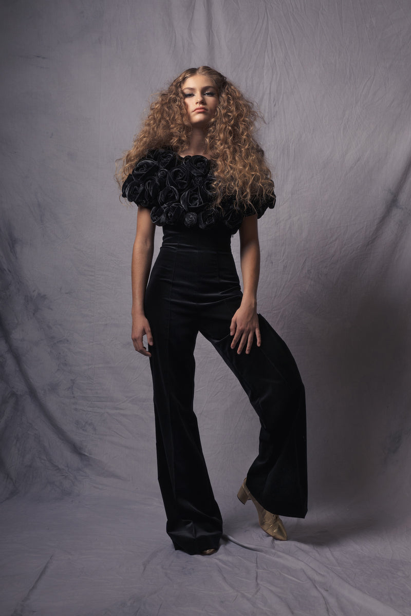 Black wide-leg velvet trousers with crop top with roses for girls 