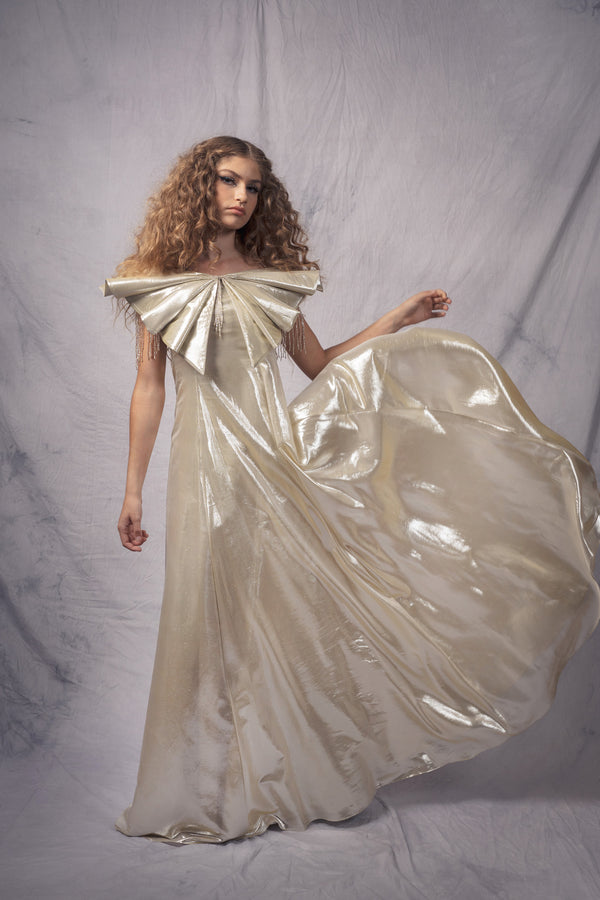  long and ethereal silk dress with a lustrous sheen for girls