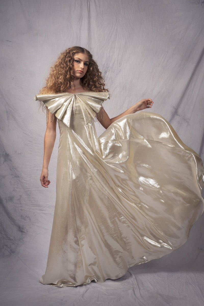  long and ethereal silk dress with a lustrous sheen for girls