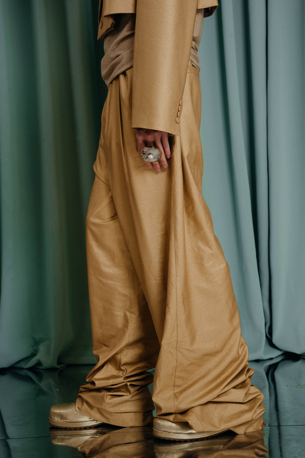 couture for teens Oversized baggy fit skater type pants in soft gold. Extra long. Pockets on the sides and in the back