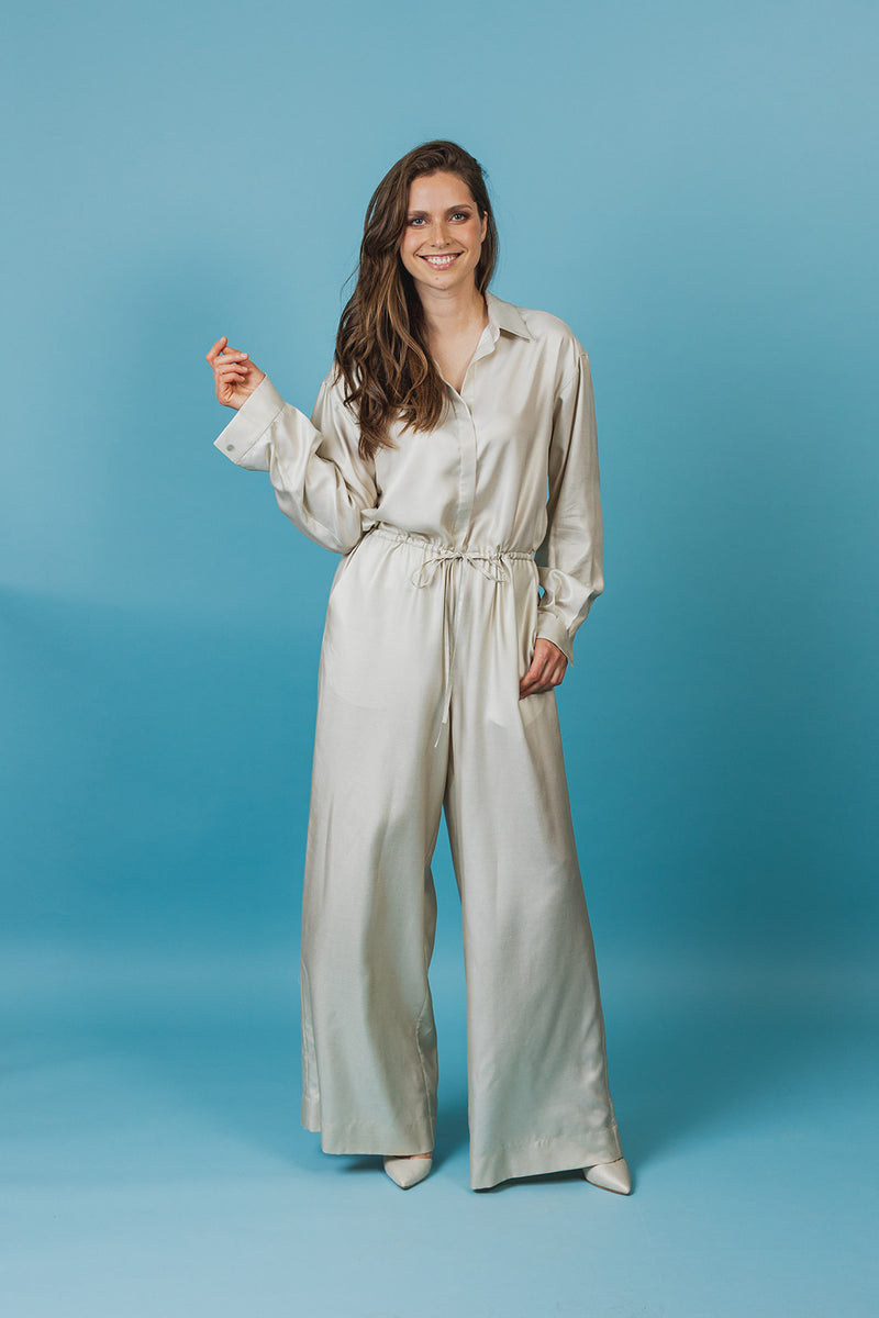 Graceful, relaxed fit silk jumpsuit.