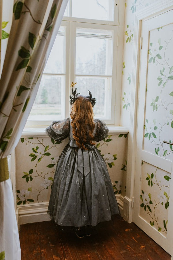 black swan dress ARISTOCRATS| DAZZLING BLACK SWAN BALL DRESS| TALE OF THE GRACIOUS SWAN – House of ARISTOCRAT