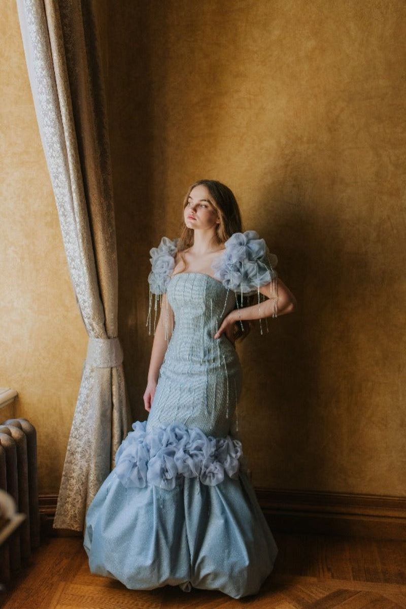 ARISTOCRAT KIDS| FLOWER CREEK RAINDROP GOWN| TALE OF THE GRACIOUS SWAN House of ARISTOCRAT ARISTOCRAT KIDS| FLOWER CREEK RAINDROP GOWN| TALE OF THE GRACIOUS SWAN House of ARISTOCRAT